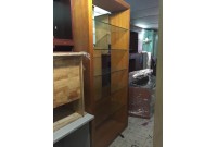 Kệ gỗ ngăn kính cường lực